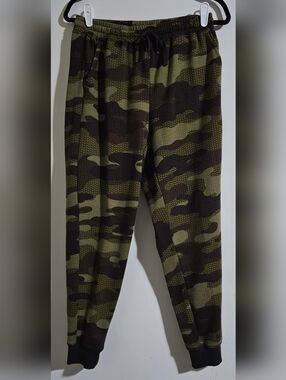 LuLaRoe Jax Style Joggers In Camo Print